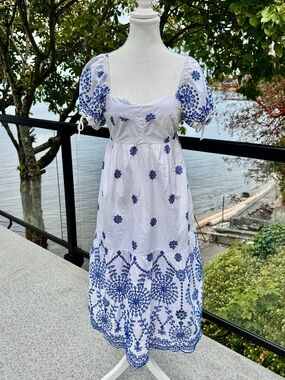 Sim & Sam 100% Cotton White w Blue Embroidery Midi Dress Empire Waist Size M